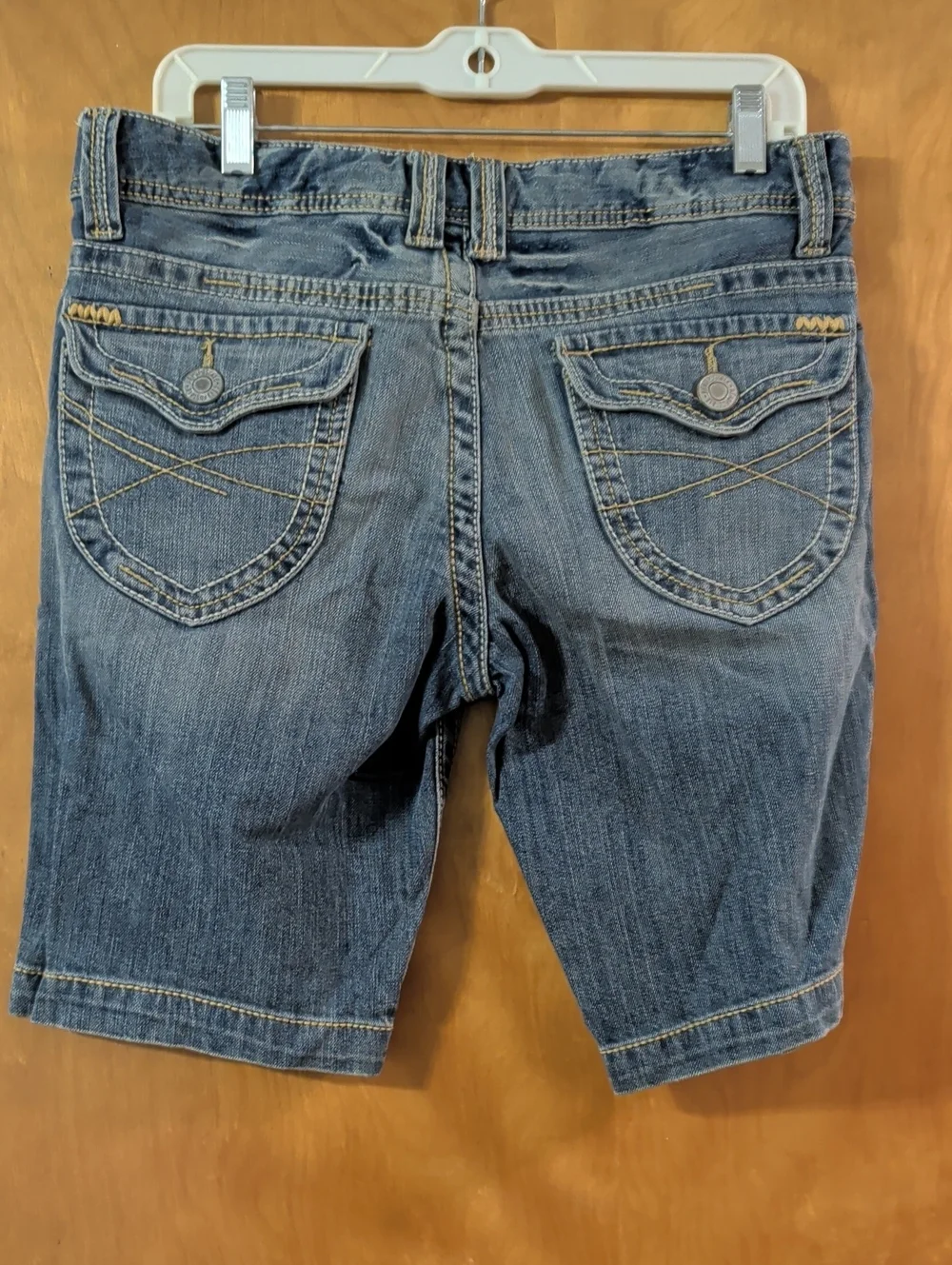 Aéropostale Medium Wash Denim Bermuda Shorts